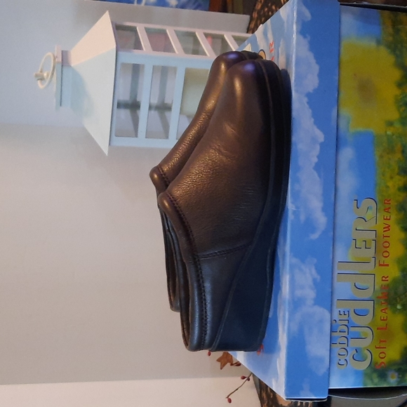 leather clogs - Picture 3 of 8